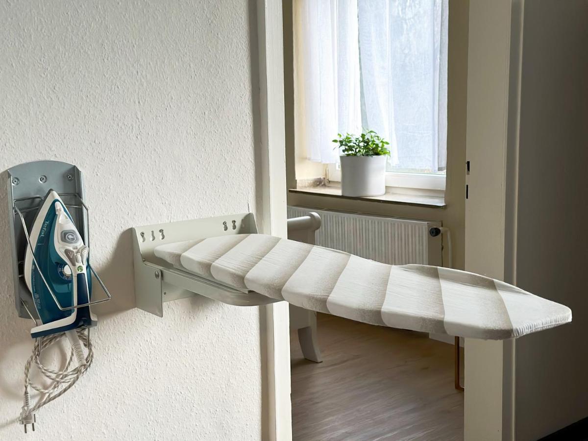 Igo Apartment: Rhine Riverfront Pet-Friendly with Washer/Dryer Duisburg Exterior photo